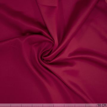 Stretch satijn de luxe rood