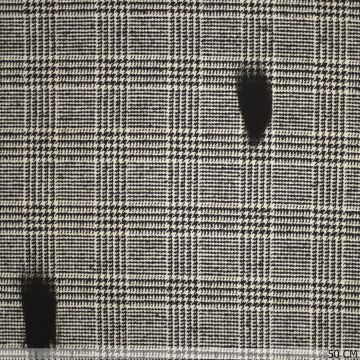Flannel tufted ruit