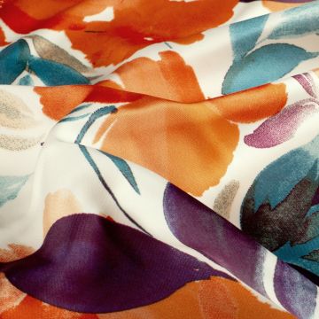 Satijn stof bedrukt Bloemen Oranje