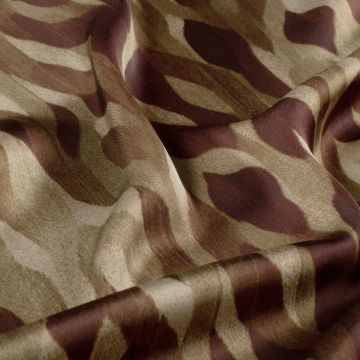 Satijn stof bedrukt abstract kastanje bruin