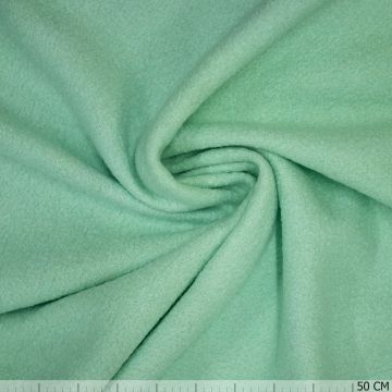 Knitted poly-wol Bouclé mint